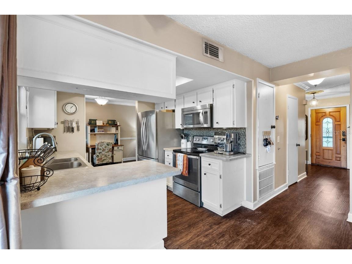 7441 121st Terrace Largo FL 33773 TB8449593 image15