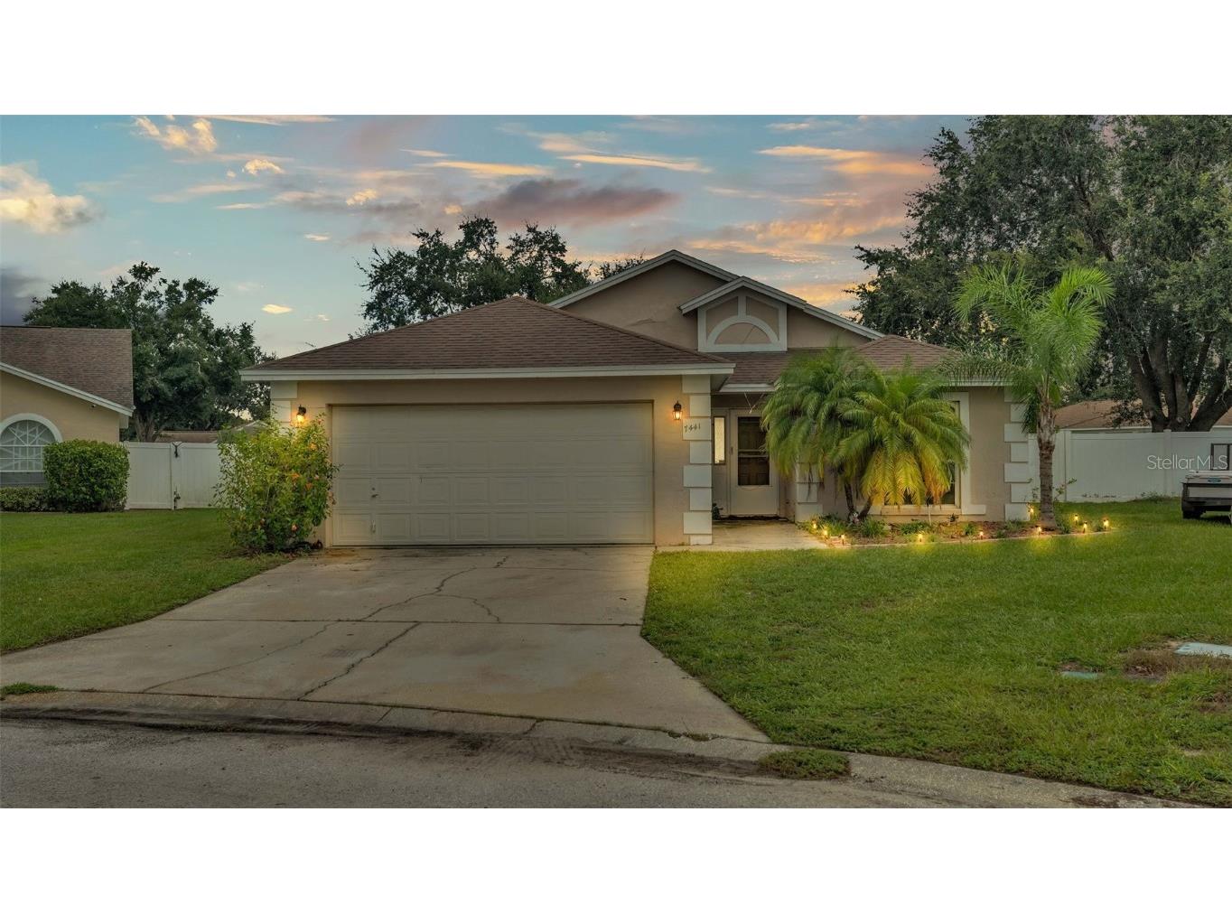 7441 Paradise Cove Place Lakeland FL 33810 L4948193 image1