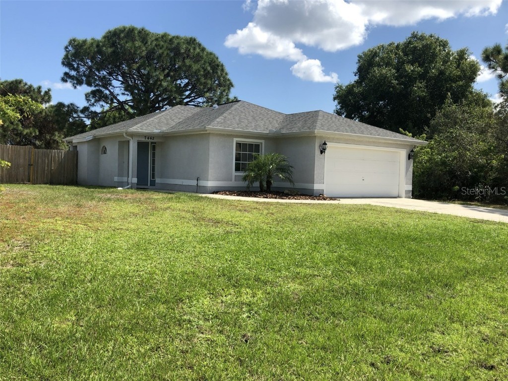 7442 Grand Concourse Street Englewood FL 34224 U8139783 image1