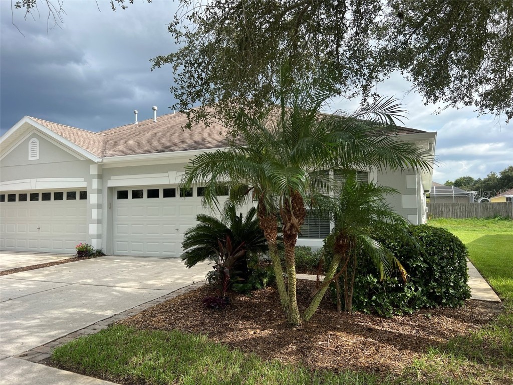7443 Surrey Wood Lane Apollo Beach FL 33572 T3539359 image1