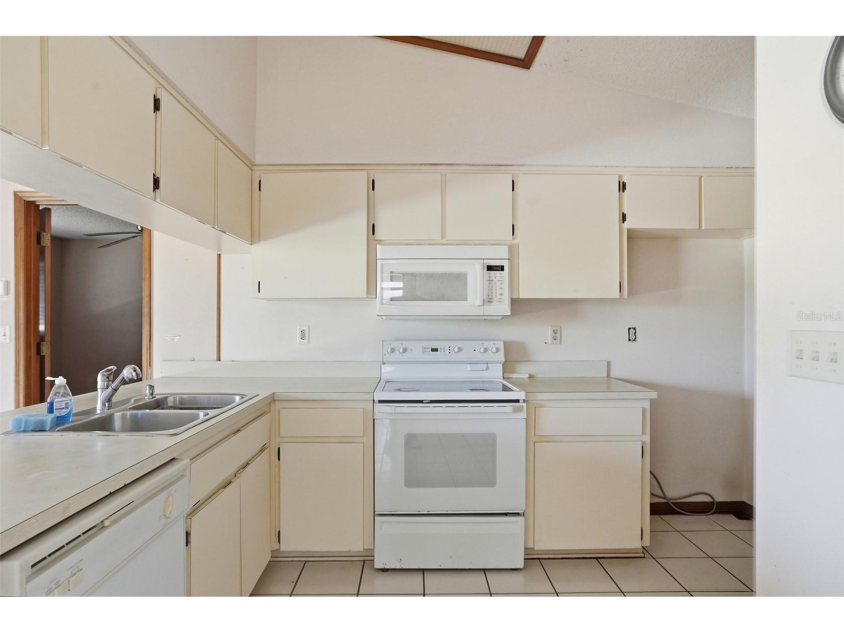 7443 Wabash Trail Spring Hill FL 34606 W7885027 image12