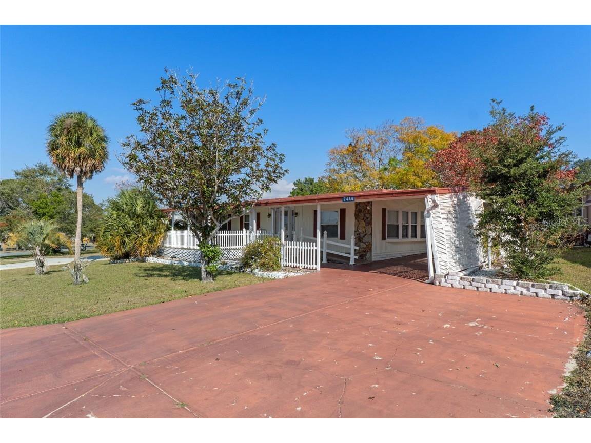 7444 Highpoint Boulevard Brooksville FL 34613 TB8449730 image2