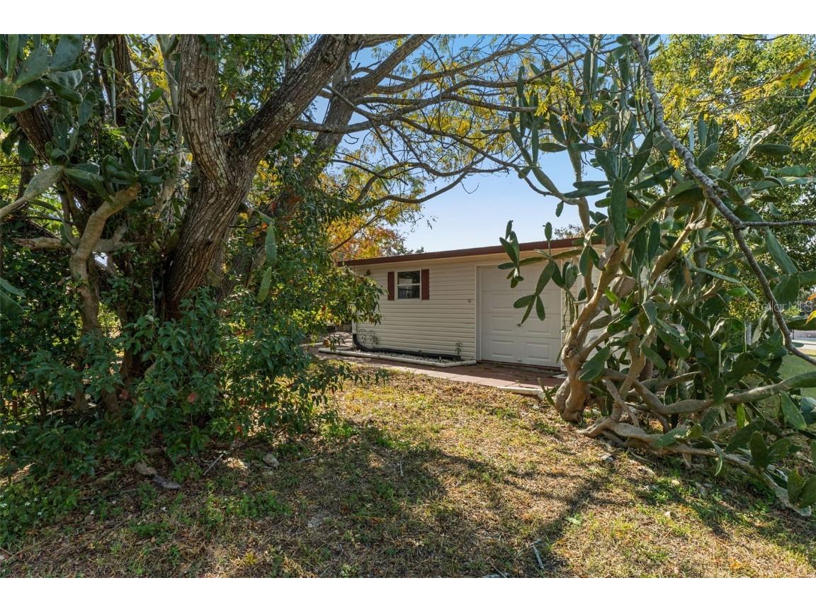 7444 Highpoint Boulevard Brooksville FL 34613 TB8449730 image38