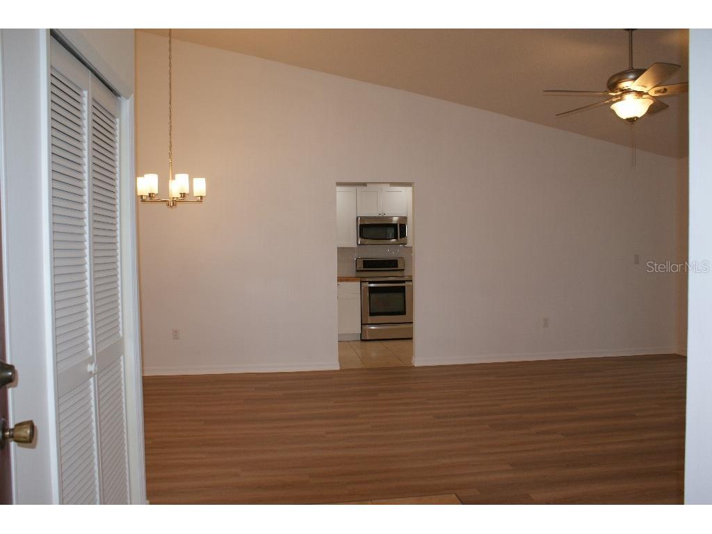7445 Crestwood Drive Weeki Wachee FL 34613 TB8520465 image5