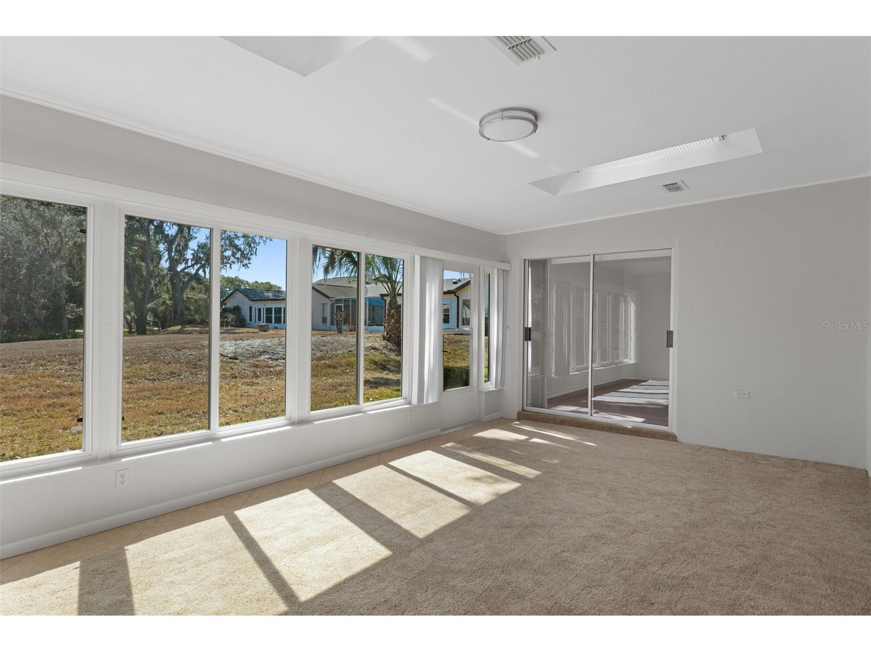 7445 Crestwood Drive Weeki Wachee FL 34613 W7883007 image23