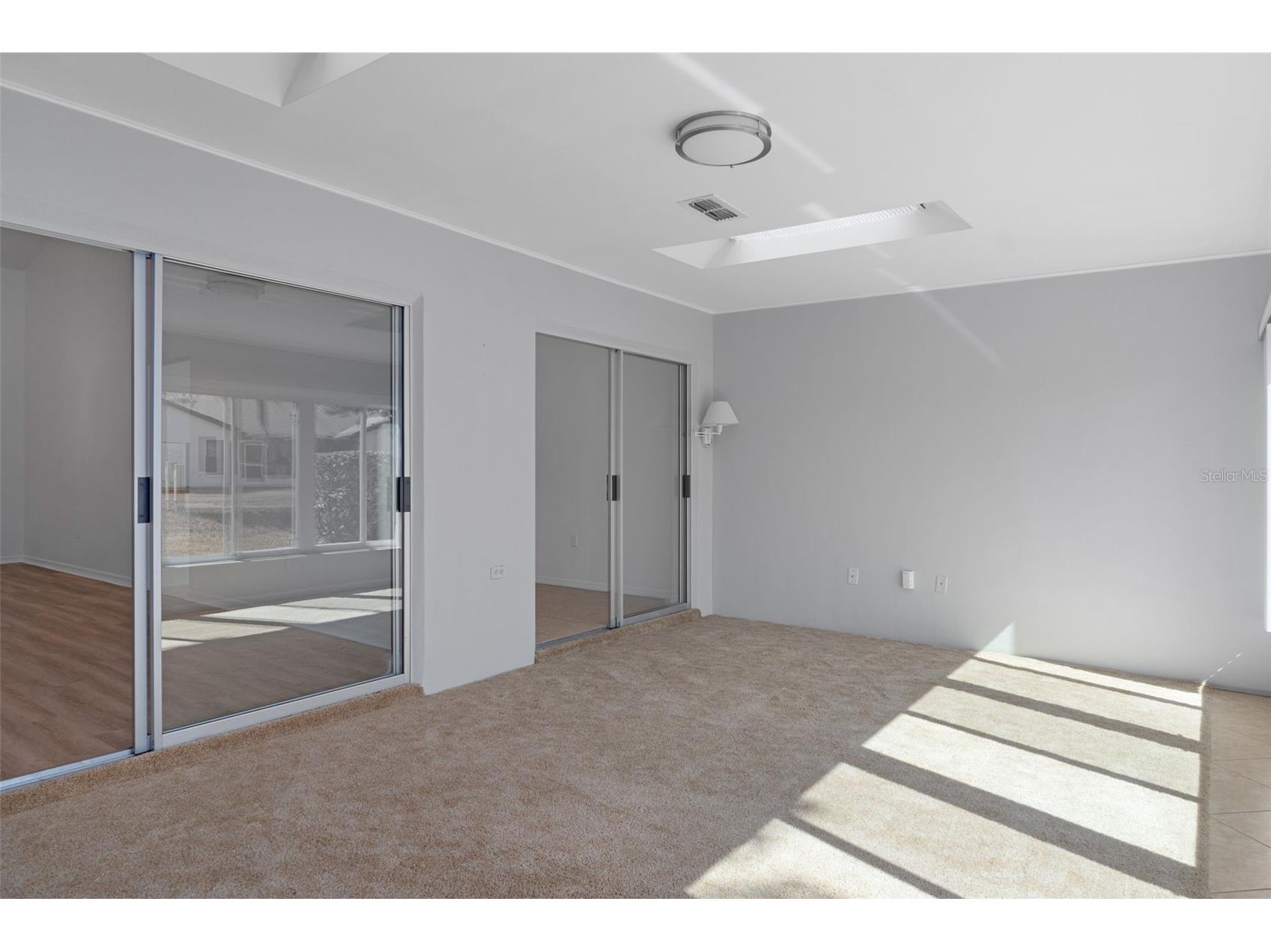 7445 Crestwood Drive Weeki Wachee FL 34613 W7883007 image24