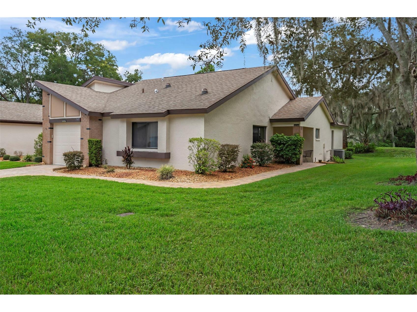 7445 Crestwood Drive Weeki Wachee FL 34613 W7883007 image3