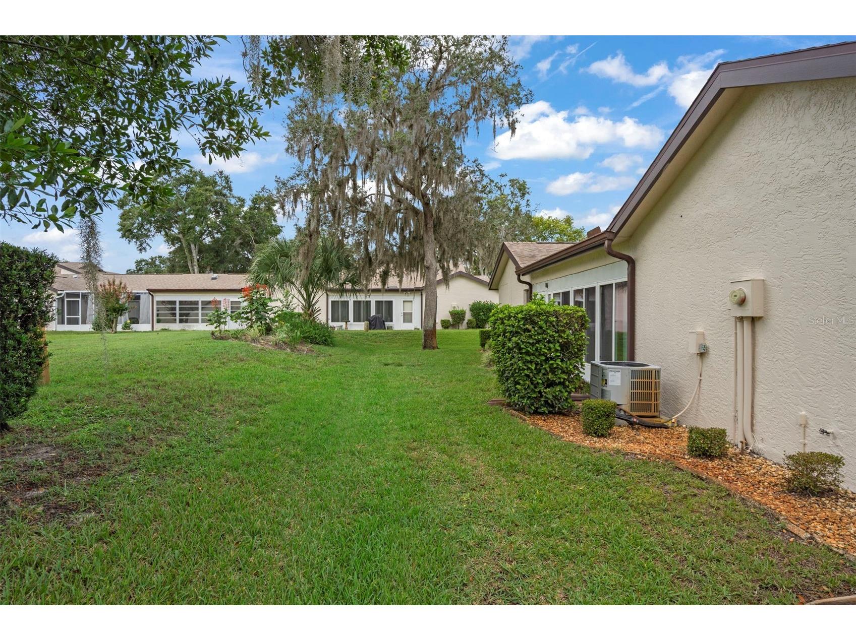 7445 Crestwood Drive Weeki Wachee FL 34613 W7883007 image7