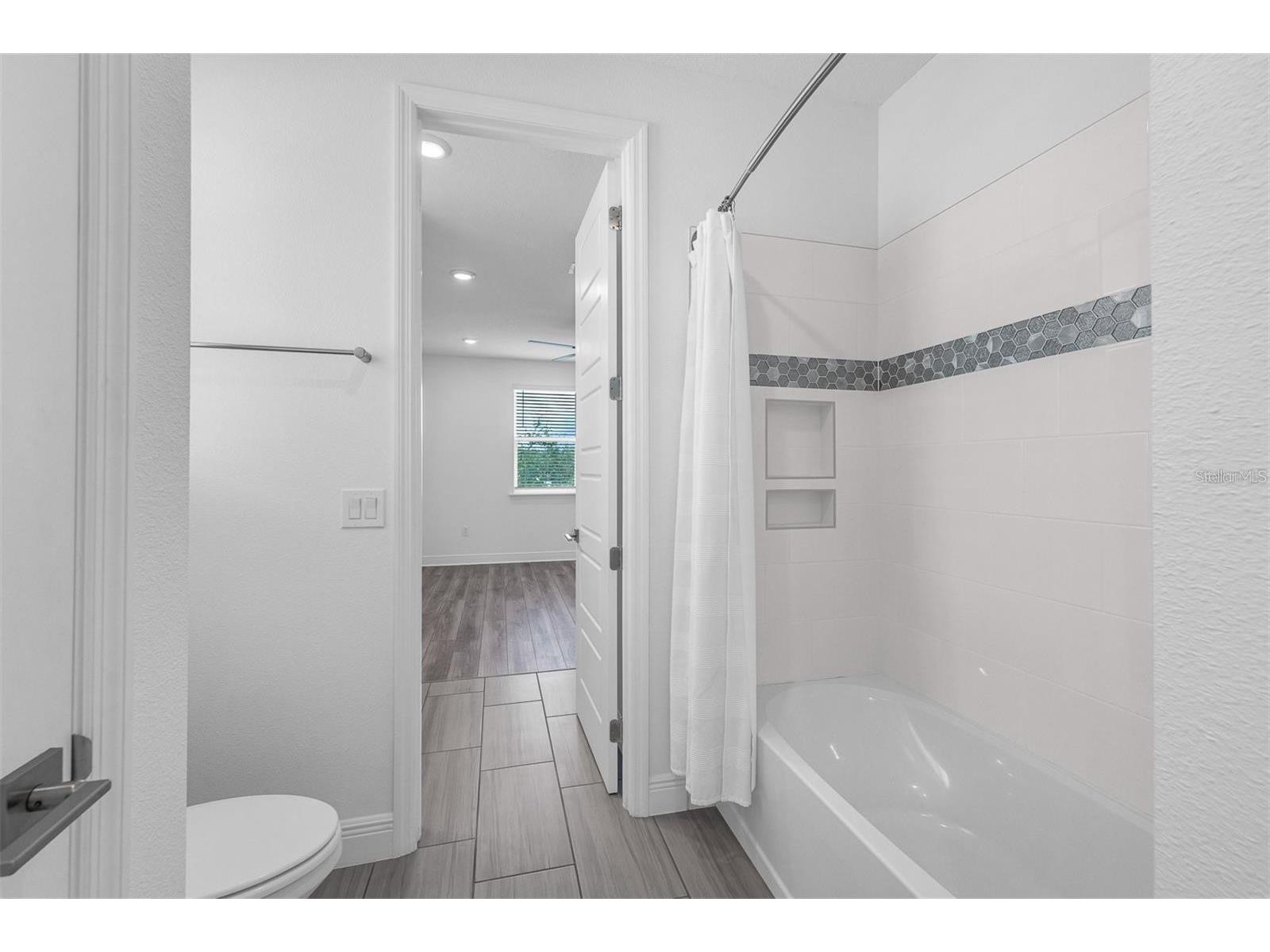 7446 Alpine Butterfly Lane Orlando FL 32819 - Big Sand Lake O6422286 image42