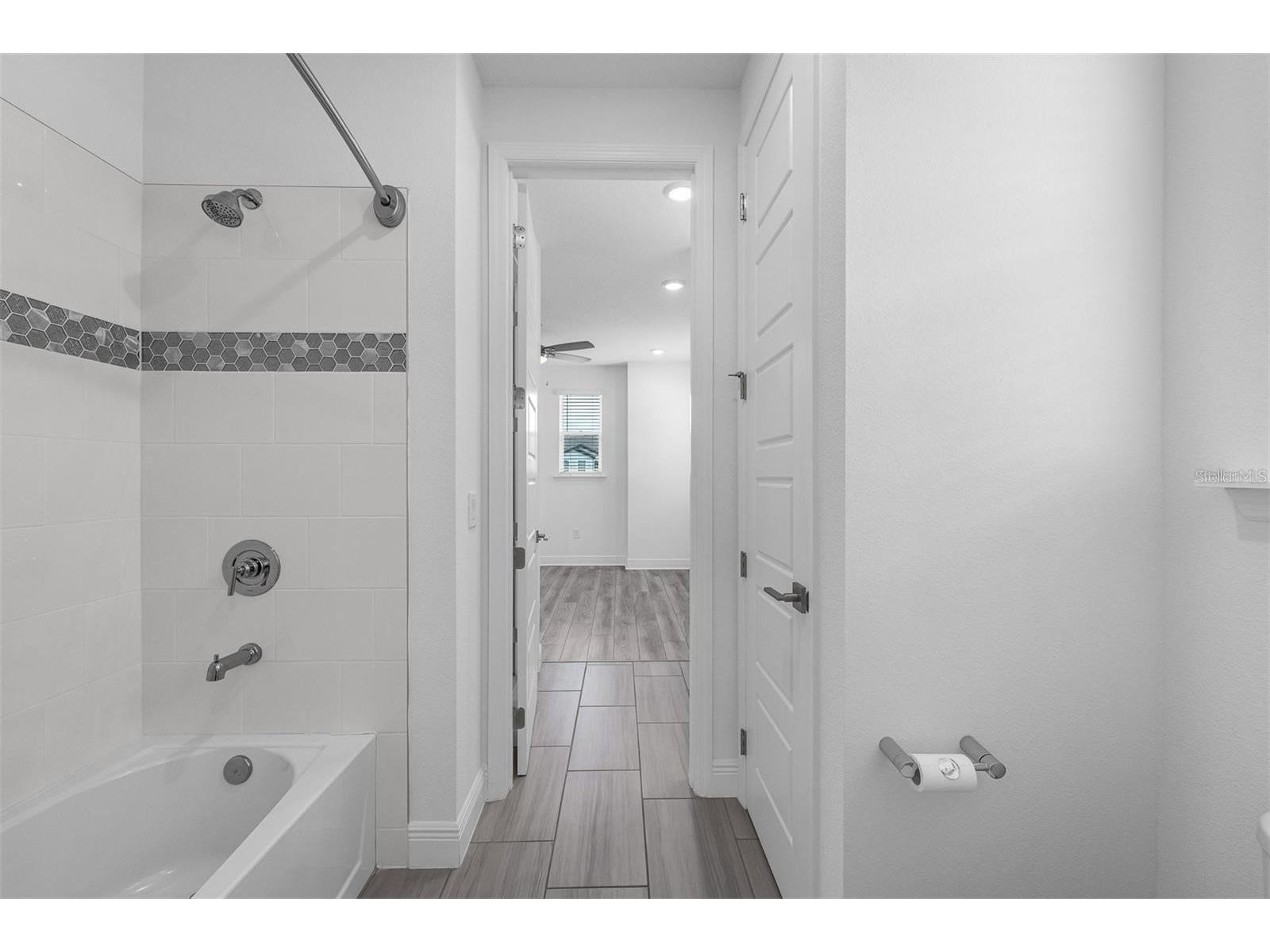 7446 Alpine Butterfly Lane Orlando FL 32819 - Big Sand Lake O6422286 image44