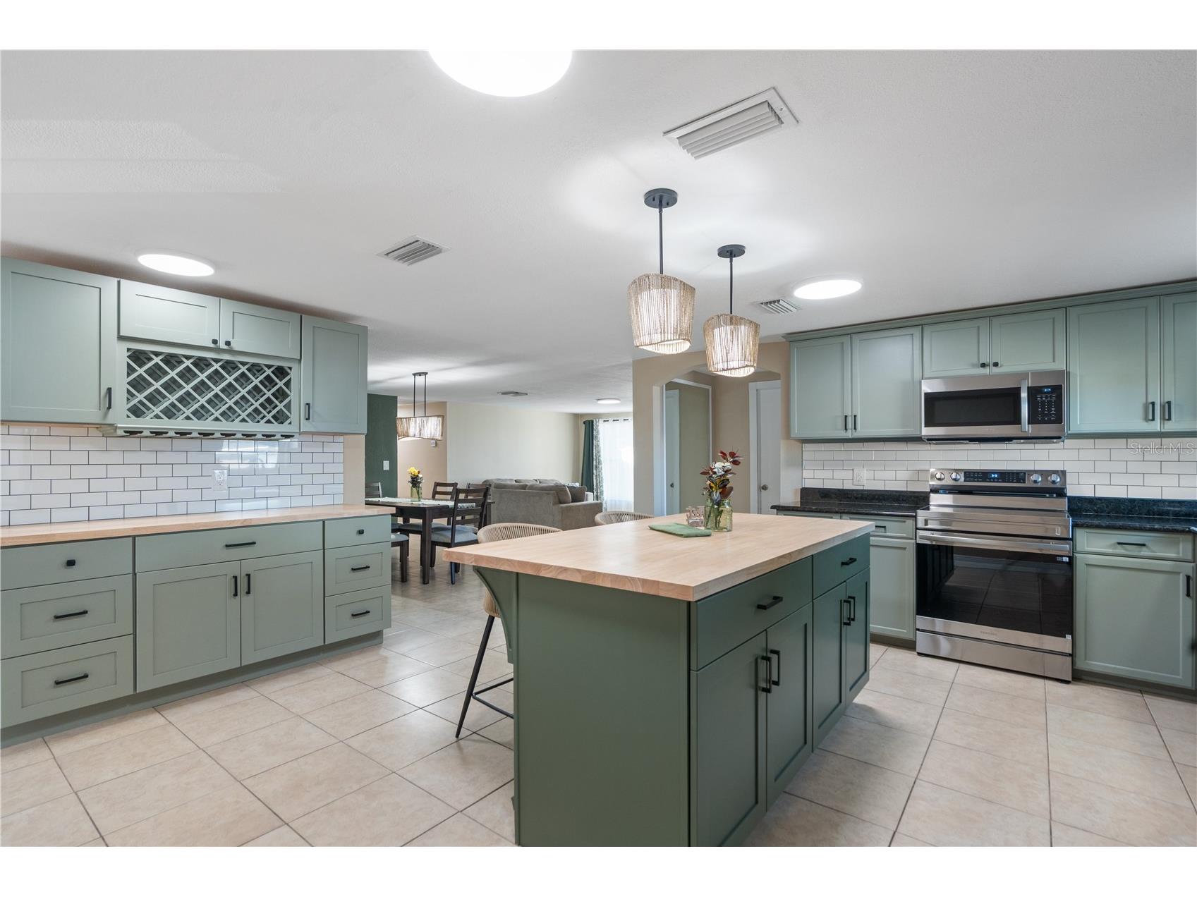 7446 Donegal Street New Port Richey FL 34653 W7881750 image6