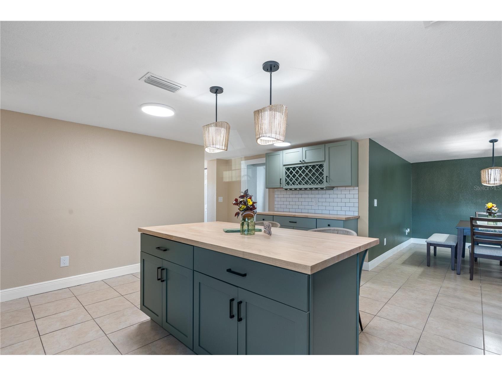 7446 Donegal Street New Port Richey FL 34653 W7881750 image9