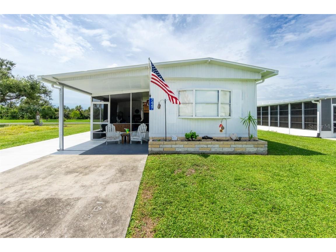 7447 Arbela Street Port Charlotte FL 33981 - BUTTERFORD WATERWAY C7481112 image1