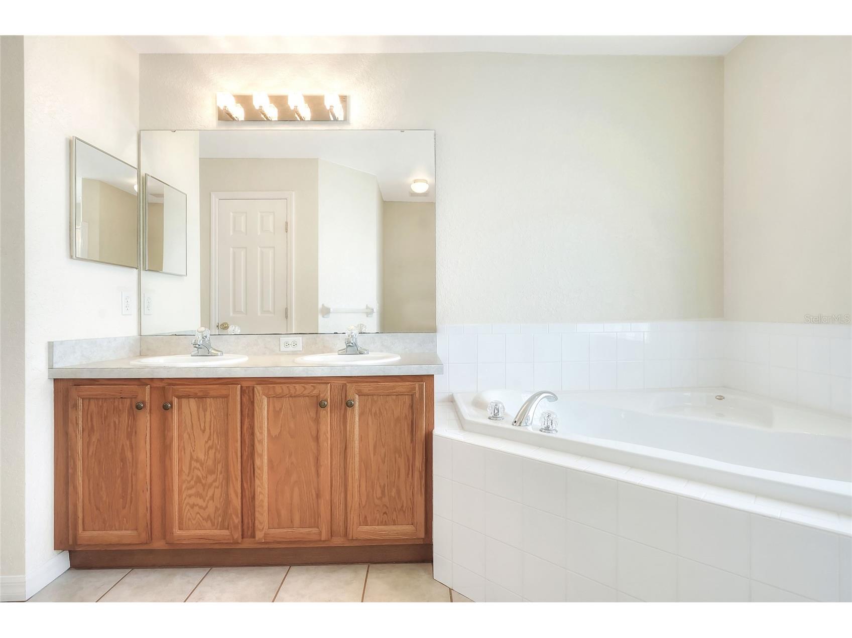 7447 Beaumont Drive Lakeland FL 33810 L4954377 image25