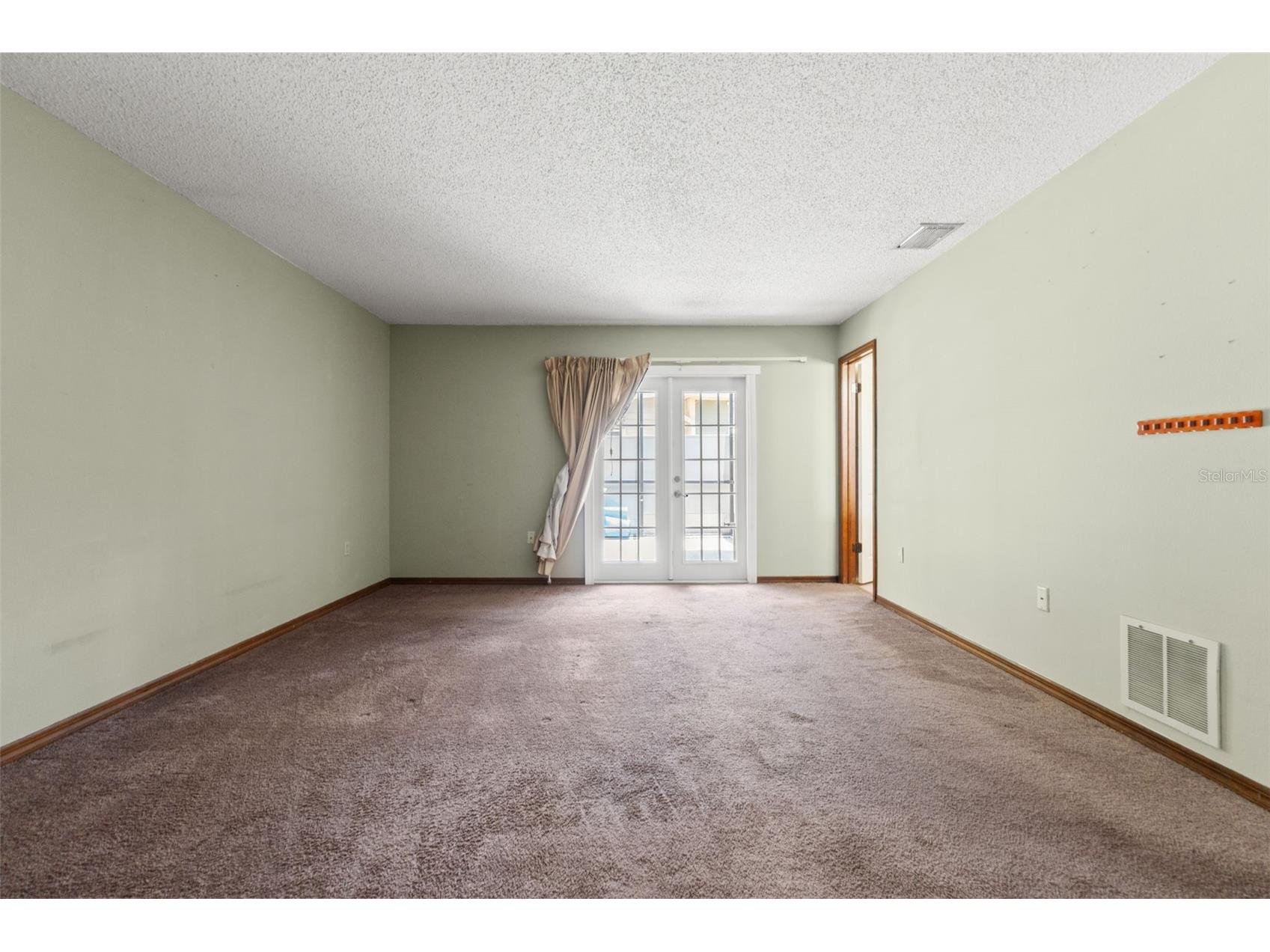 7447 Dundee Way Weeki Wachee FL 34613 TB8516323 image17