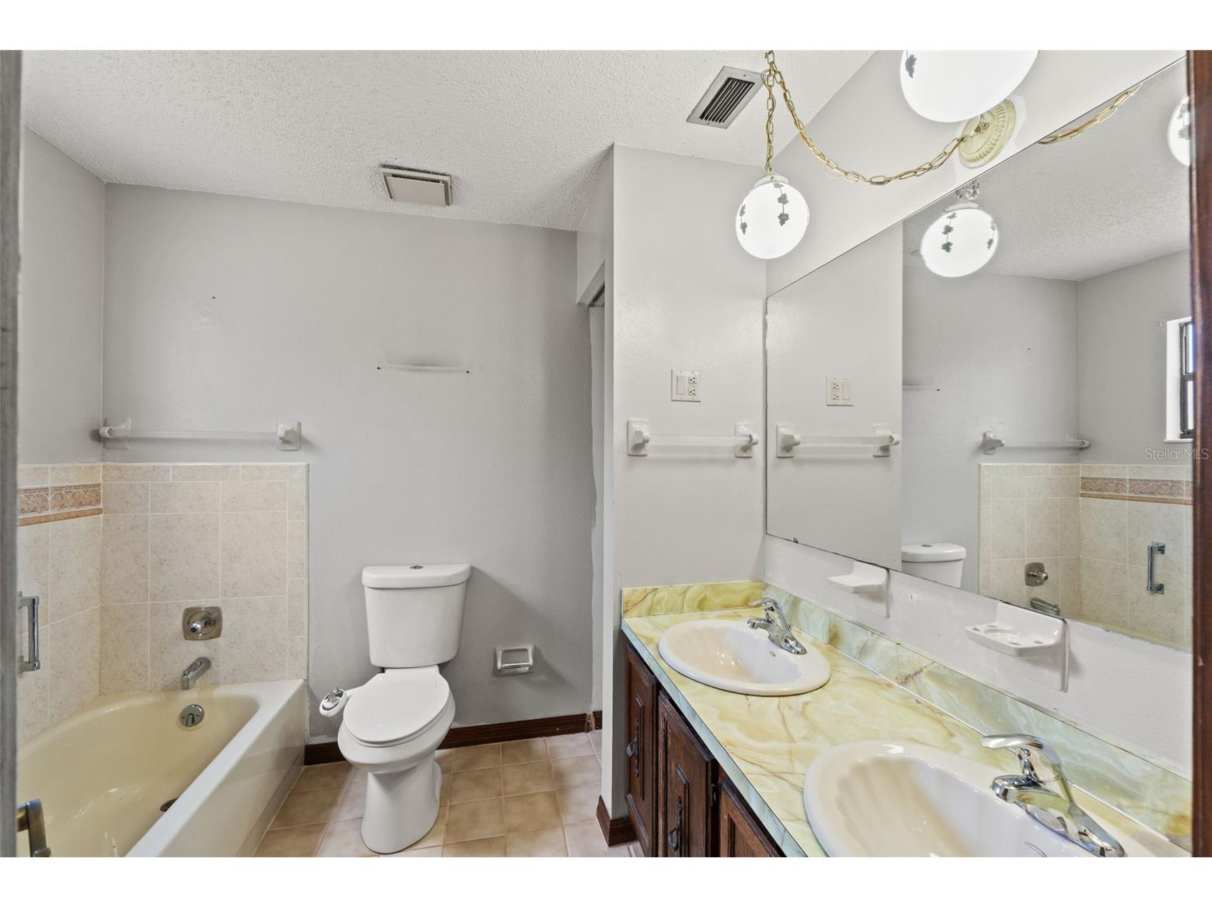 7447 Dundee Way Weeki Wachee FL 34613 TB8516323 image19