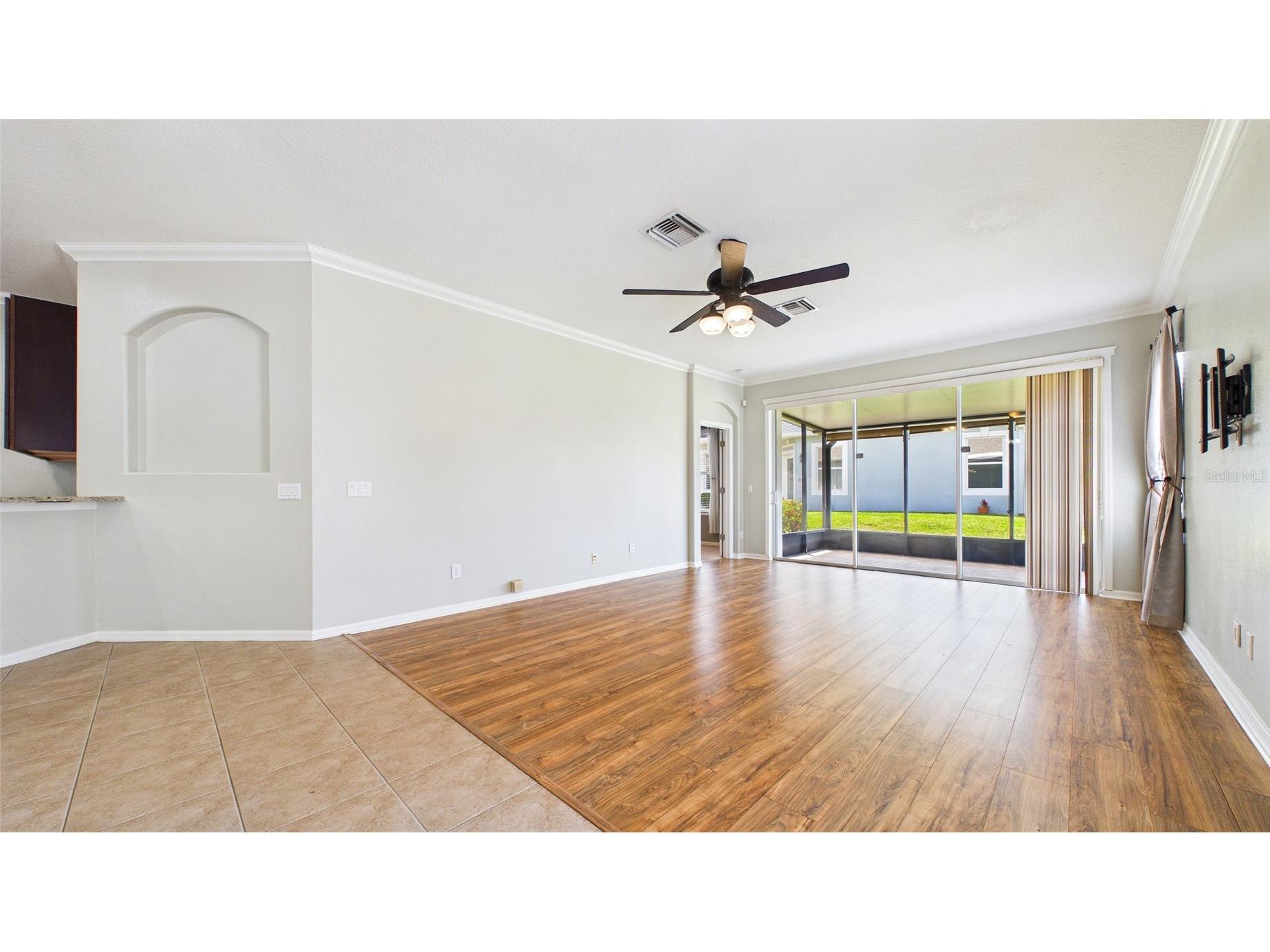 7447 Surrey Pines Drive Apollo Beach FL 33572 TB8499559 image3