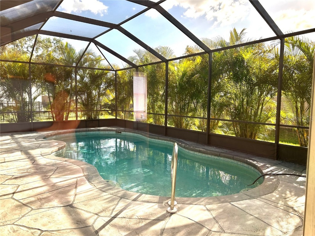 7448 39th Court E Sarasota FL 34243 A4650050 image46