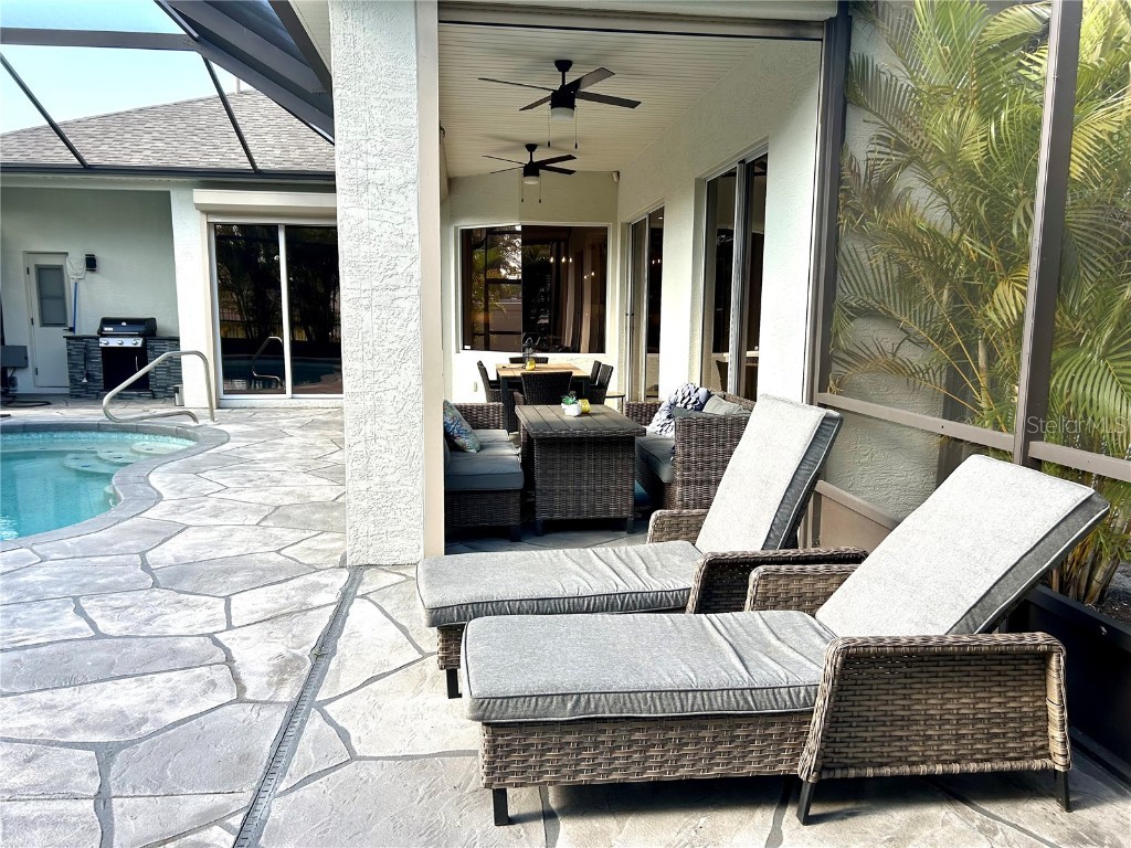 7448 39th Court E Sarasota FL 34243 A4650050 image49