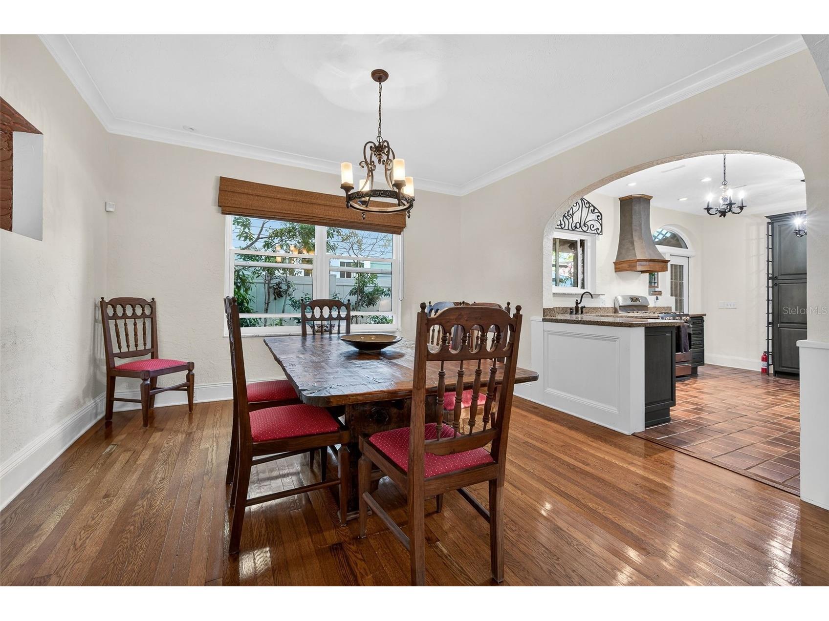 745 16th Avenue NE Saint Petersburg FL 33704 TB8483620 image10