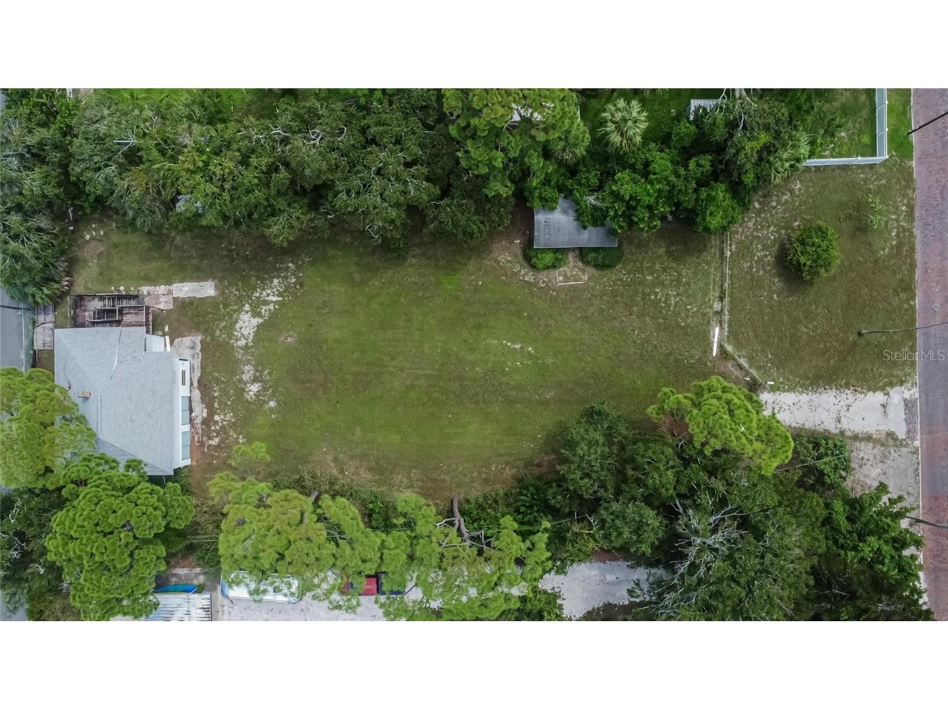 745 34th Avenue S Saint Petersburg FL 33705 TB8422507 image1