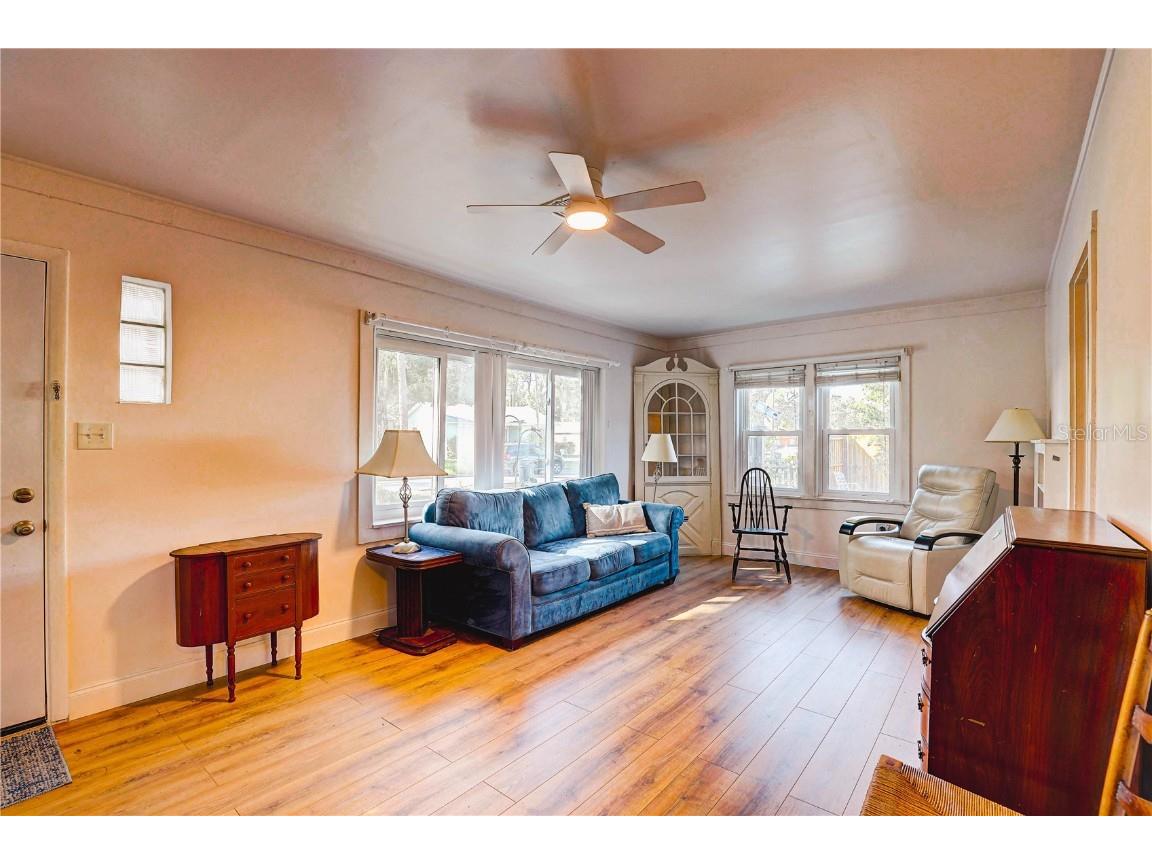 745 Alamanda Way S Saint Petersburg FL 33705 TB8433346 image10