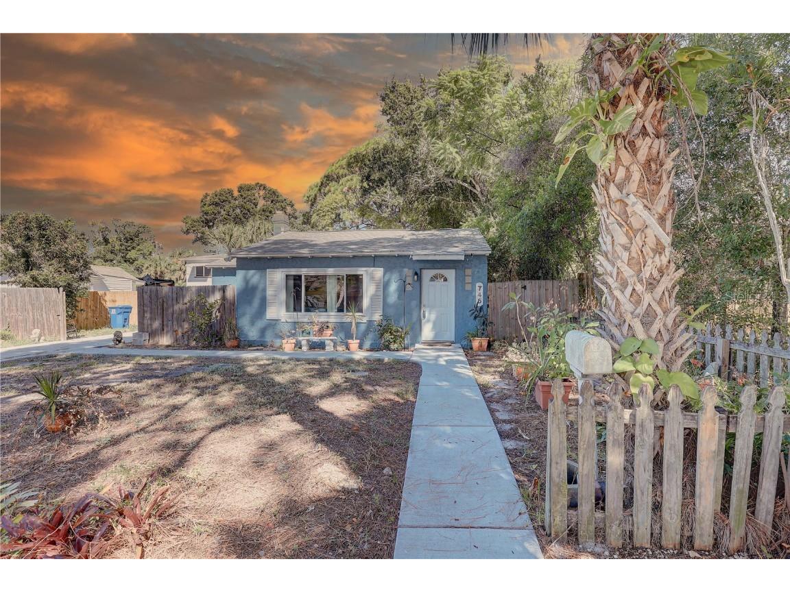 745 Alamanda Way S Saint Petersburg FL 33705 TB8433346 image2