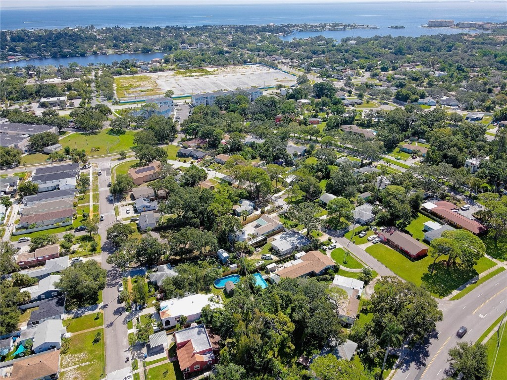 745 Alamanda Way S Saint Petersburg FL 33705 TB8433346 image42