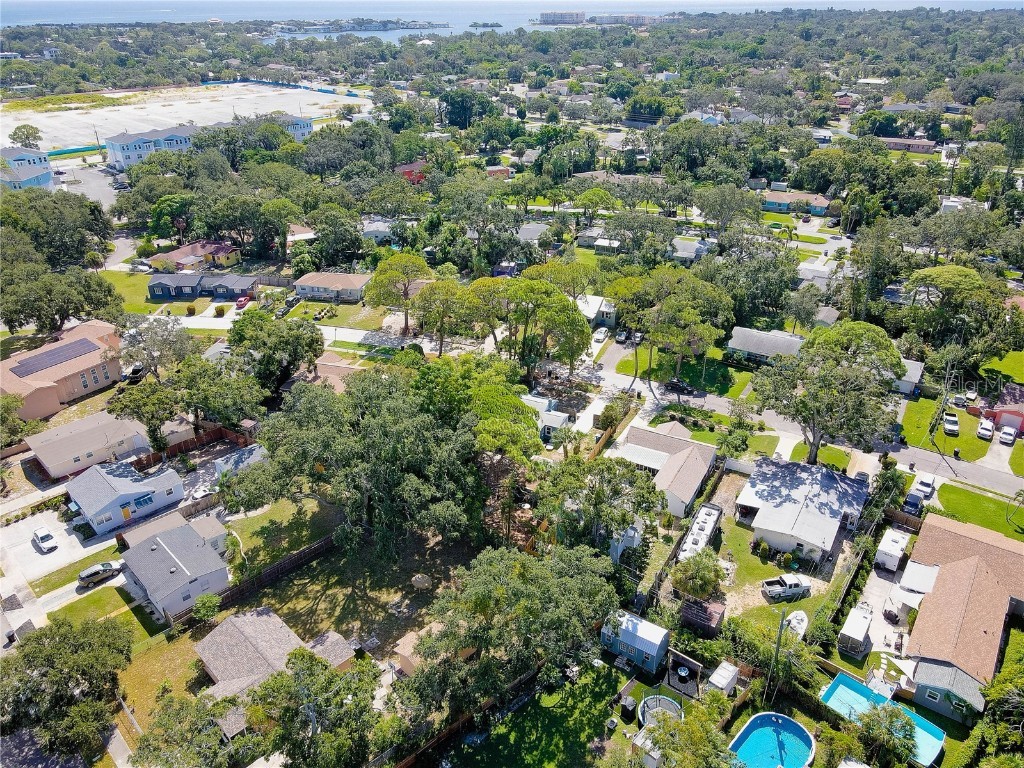 745 Alamanda Way S Saint Petersburg FL 33705 TB8433346 image44