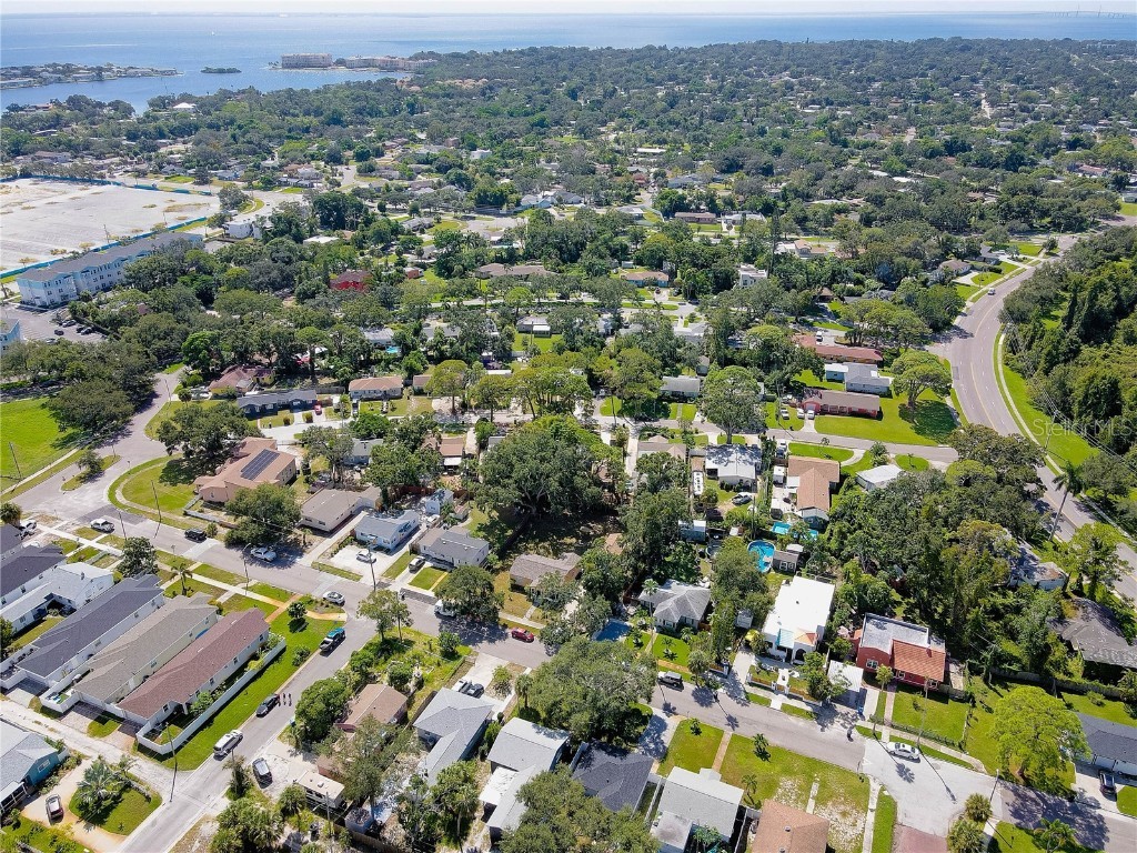 745 Alamanda Way S Saint Petersburg FL 33705 TB8433346 image46