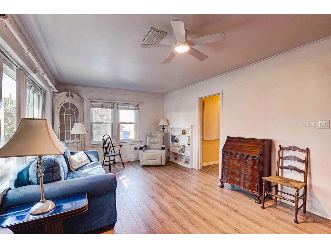 745 Alamanda Way S Saint Petersburg FL 33705 TB8433346 image8