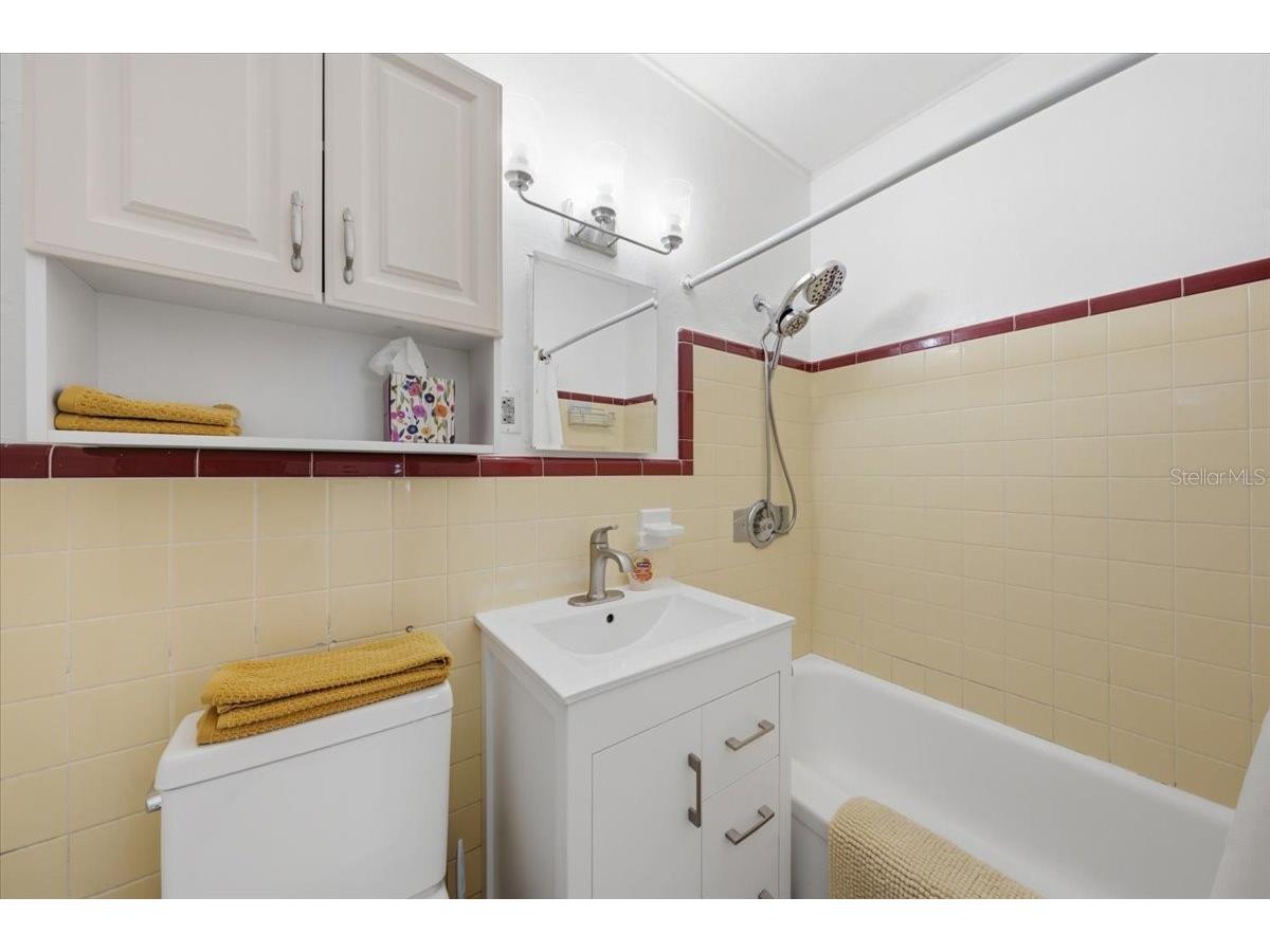 745 Alamanda Way S Saint Petersburg FL 33705 TB8520989 image14