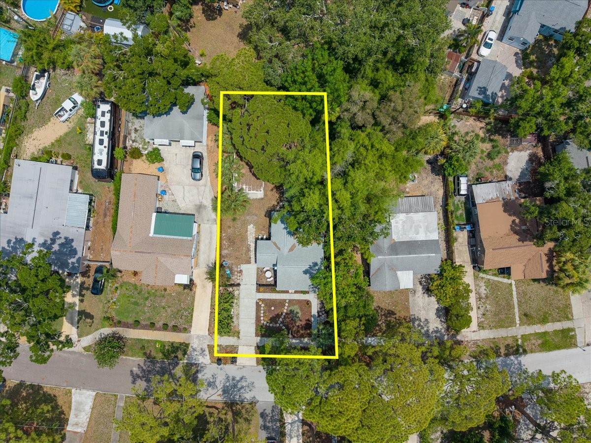745 Alamanda Way S Saint Petersburg FL 33705 TB8520989 image2