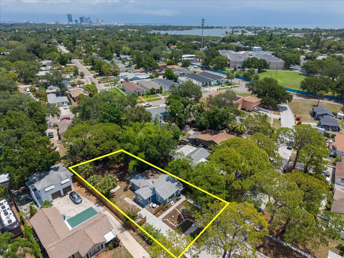 745 Alamanda Way S Saint Petersburg FL 33705 TB8520989 image31