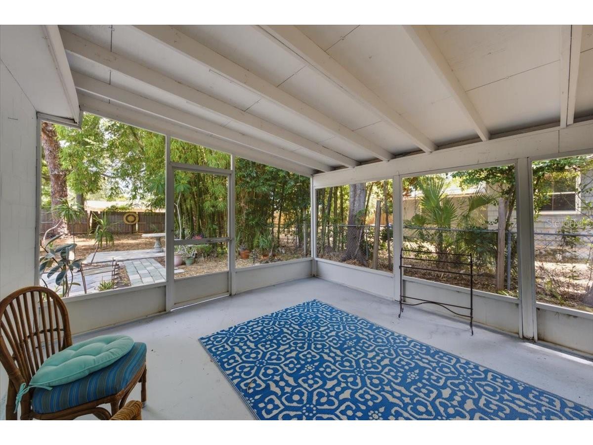 745 Alamanda Way S Saint Petersburg FL 33705 TB8520989 image5