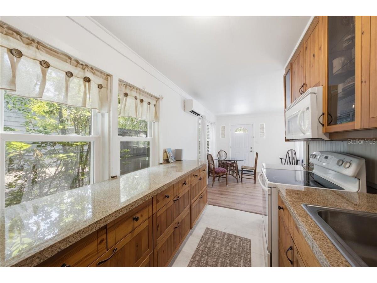 745 Alamanda Way S Saint Petersburg FL 33705 TB8520989 image8