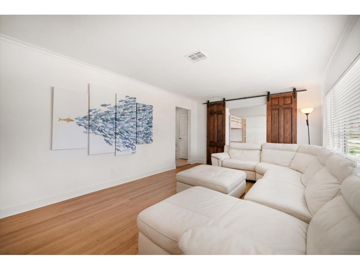 745 Bruce Avenue Clearwater Beach FL 33767 TB8401585 image12