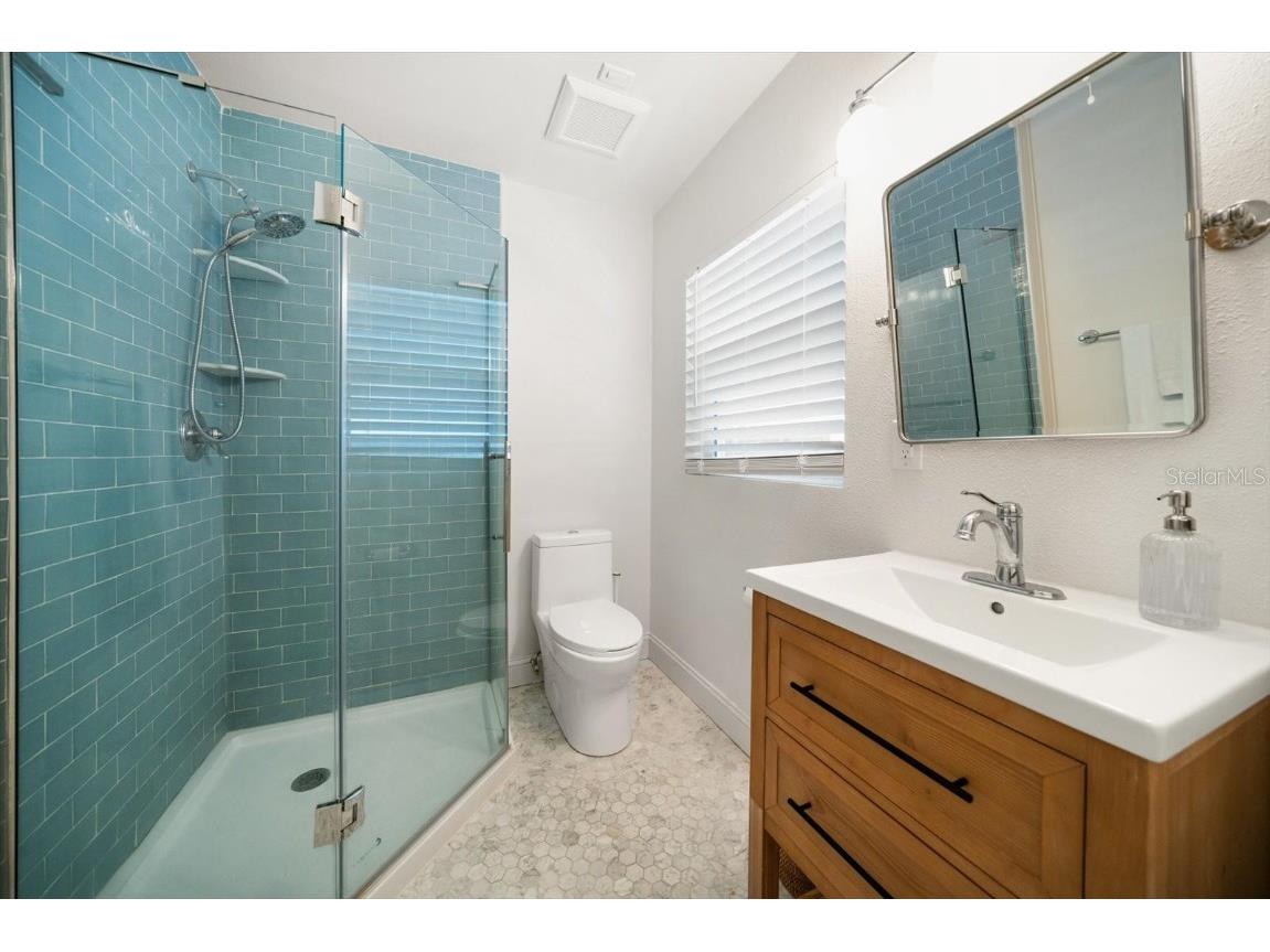 745 Bruce Avenue Clearwater Beach FL 33767 TB8401585 image18