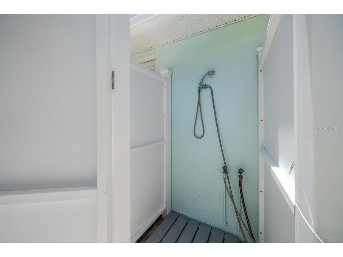 745 Bruce Avenue Clearwater Beach FL 33767 TB8401585 image30