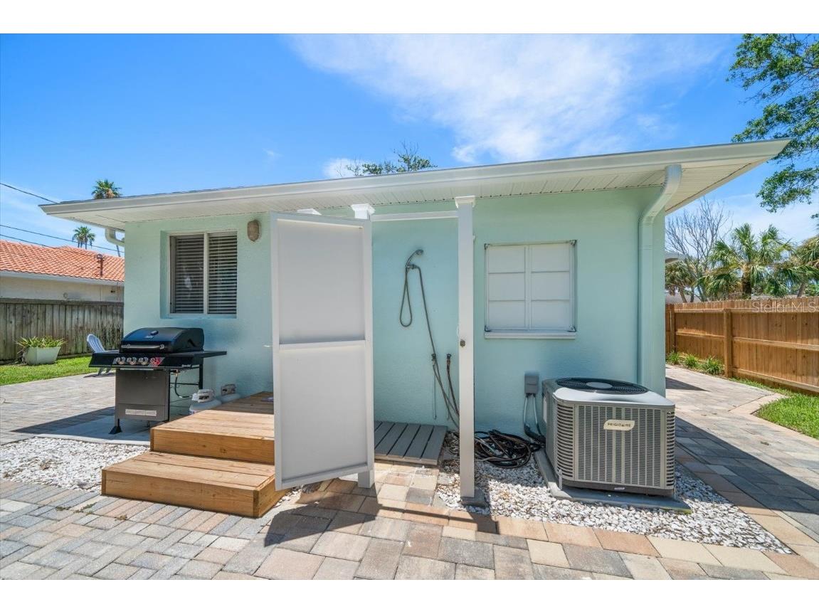 745 Bruce Avenue Clearwater Beach FL 33767 TB8401585 image31