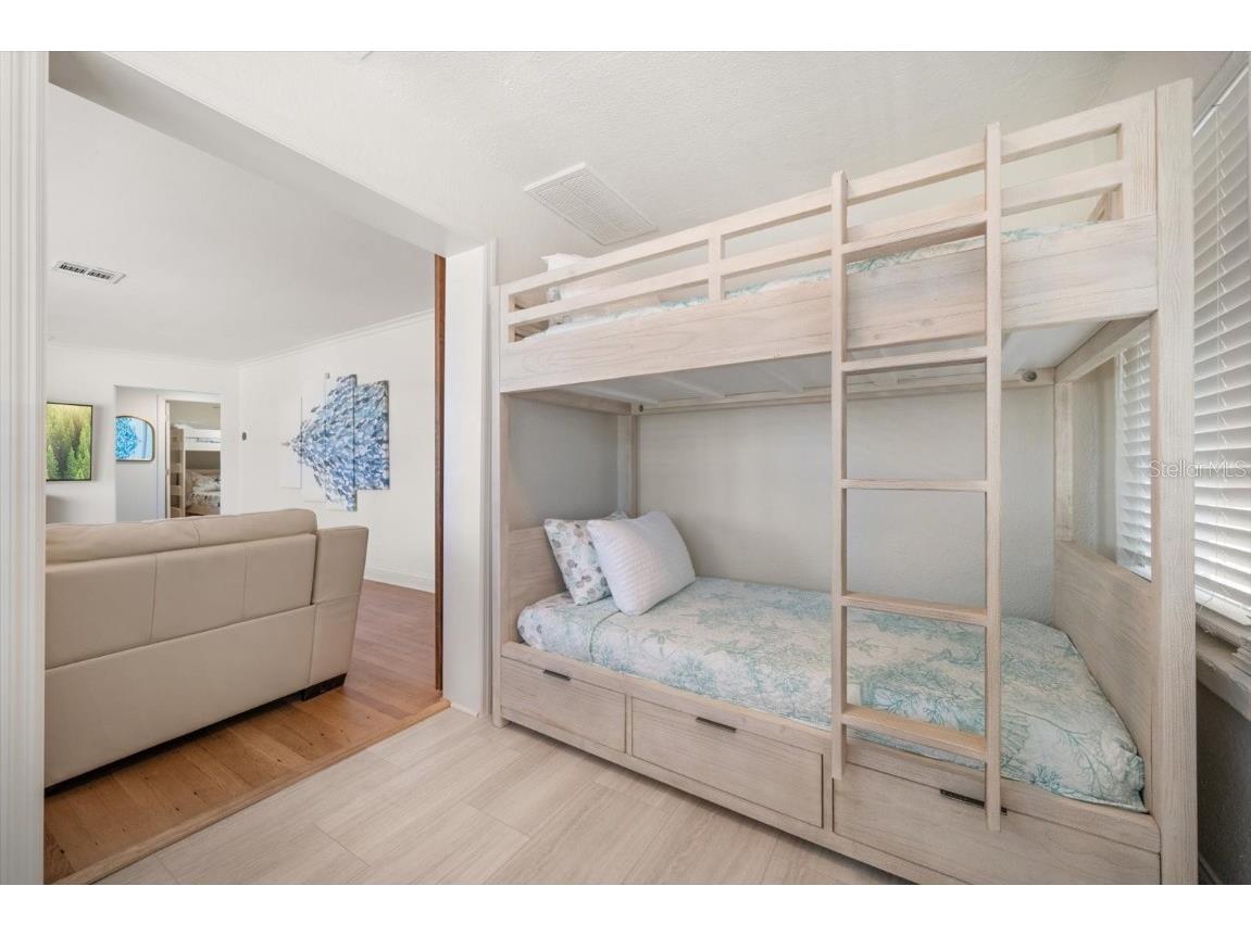 745 Bruce Avenue Clearwater Beach FL 33767 TB8401585 image7