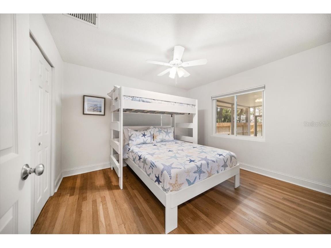 745 Bruce Avenue Clearwater Beach FL 33767 TB8401585 image9