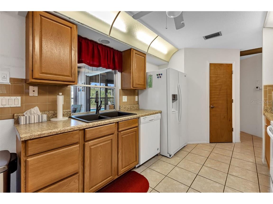 745 Columbia Street Port Charlotte FL 33948 C7514569 image9