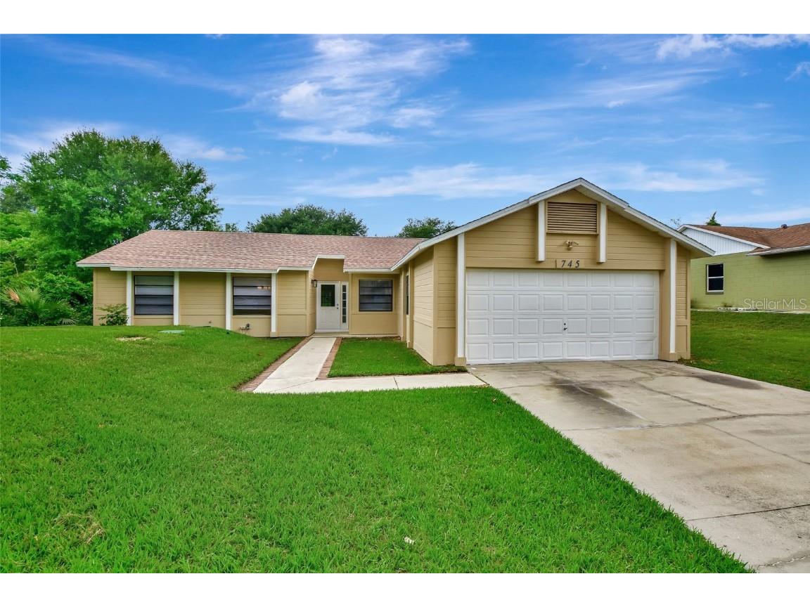 745 Mentmore Circle Deltona FL 32738 V4930157 image1