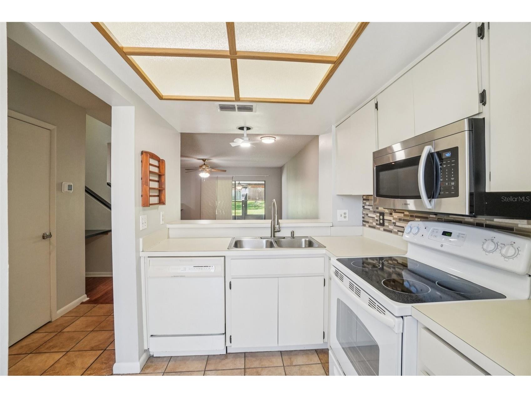 745 Oak Park Place Brandon FL 33511 TB8498466 image17