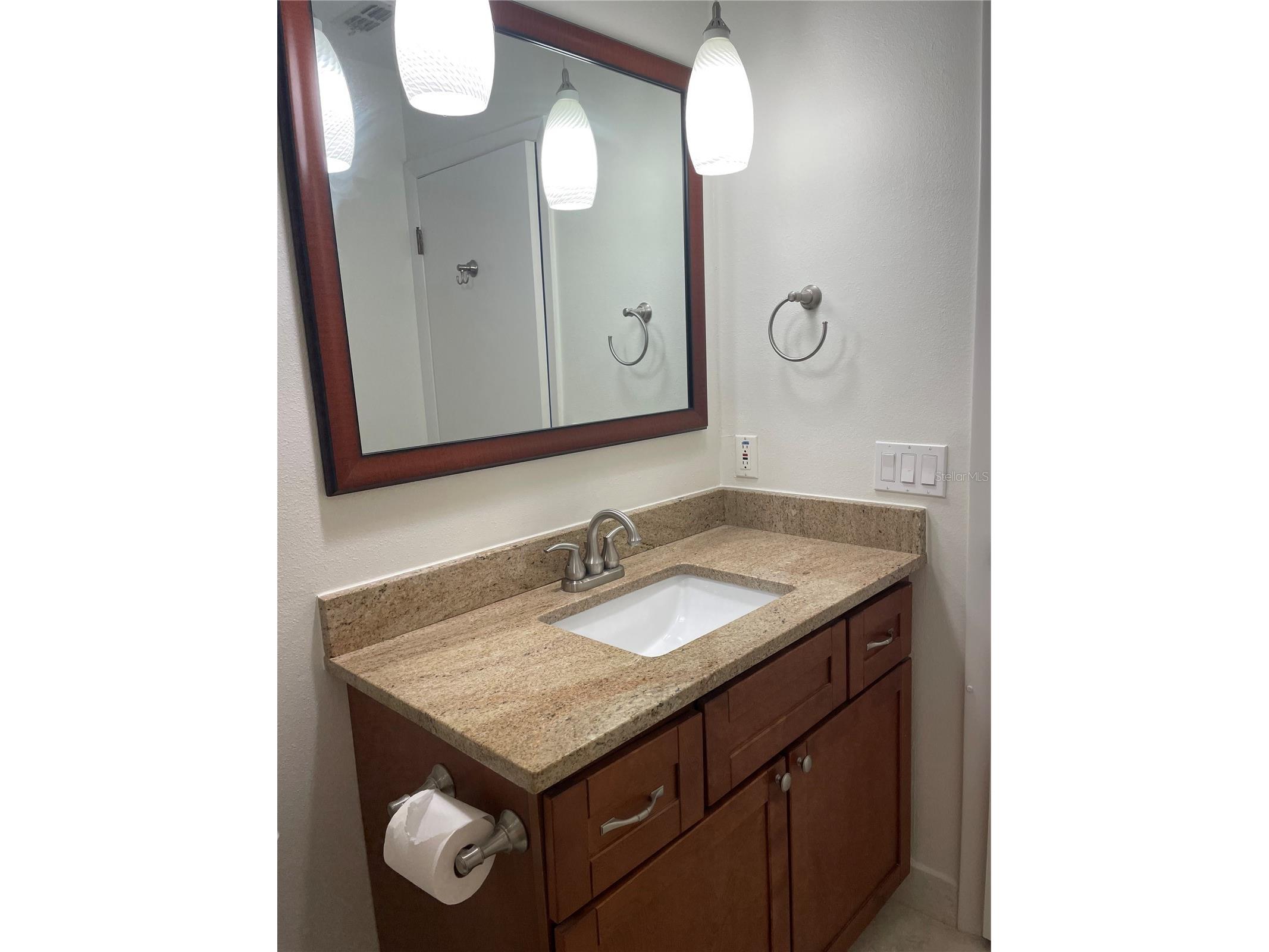 745 Pinellas Bayway S #105 Saint Petersburg FL 33715 TB8465537 image18