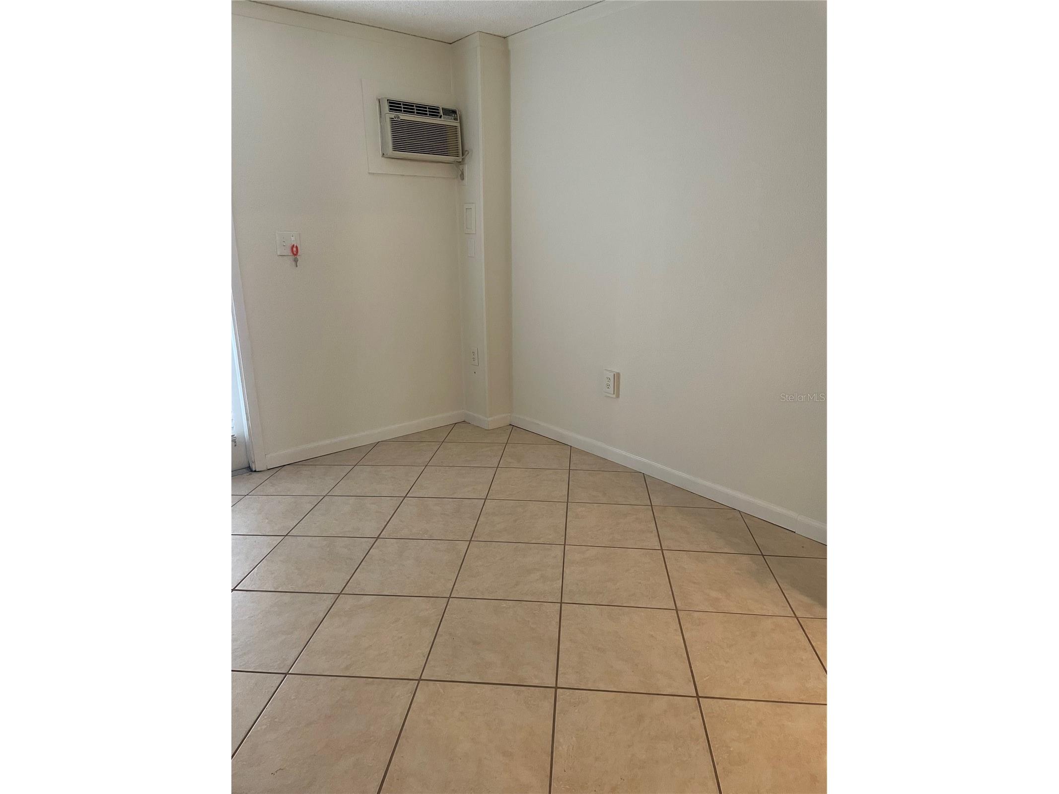 745 Pinellas Bayway S #105 Saint Petersburg FL 33715 TB8465537 image26