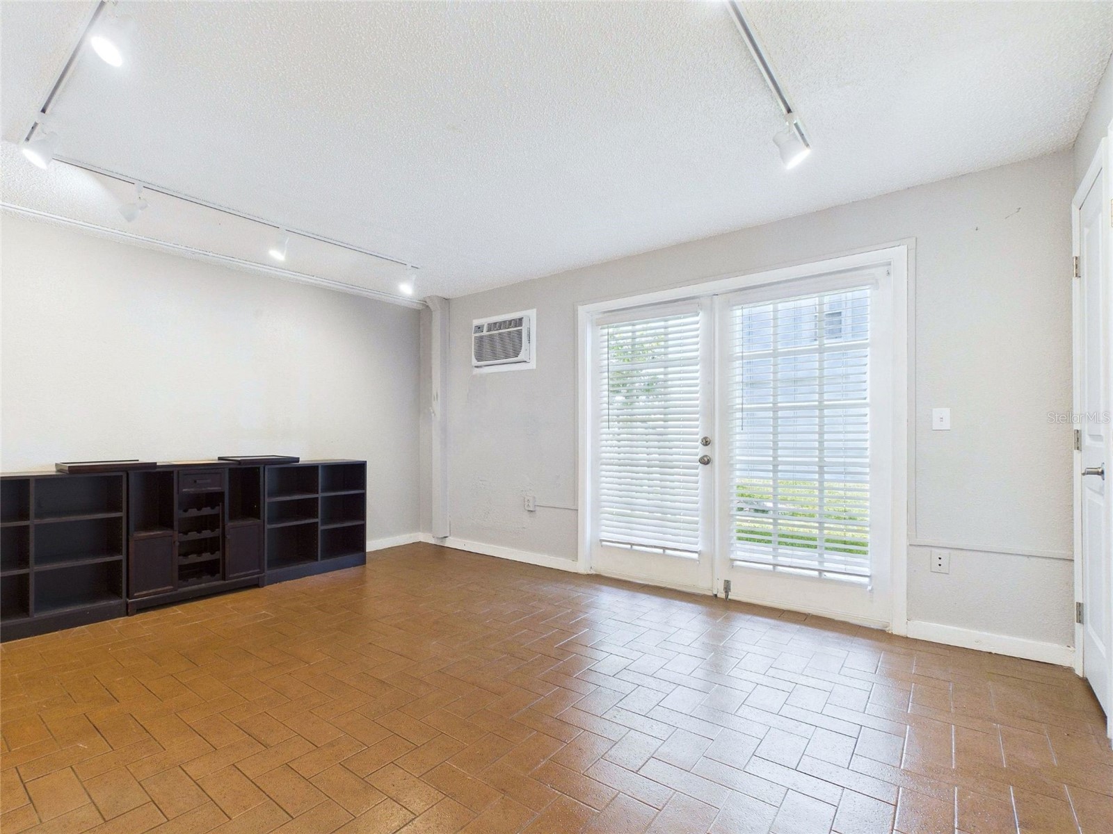 745 Pinellas Bayway S #202 Tierra Verde FL 33715 - MUD BAYOU TO TAMPA BAY TB8501583 image35