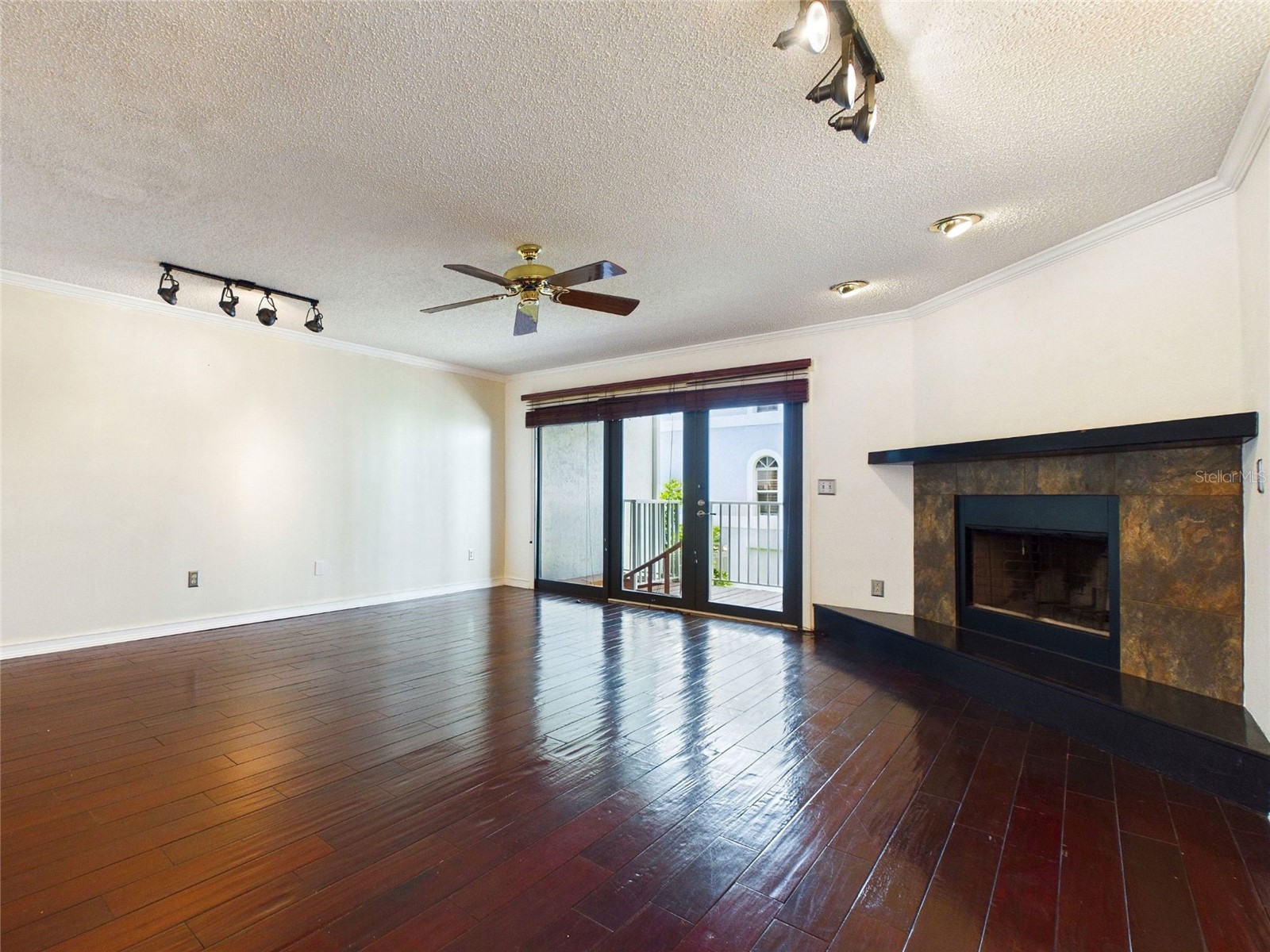 745 Pinellas Bayway S #202 Tierra Verde FL 33715 - MUD BAYOU TO TAMPA BAY TB8501583 image6
