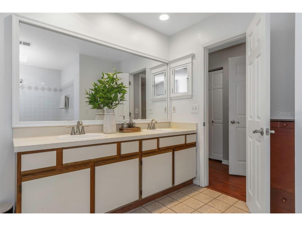 745 Pinellas Bayway S #207 Tierra Verde FL 33715 TB8425340 image31